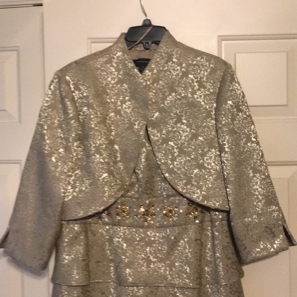 Sleeveless, wrap front cocktail dress with jacket - Picture 4 of 4